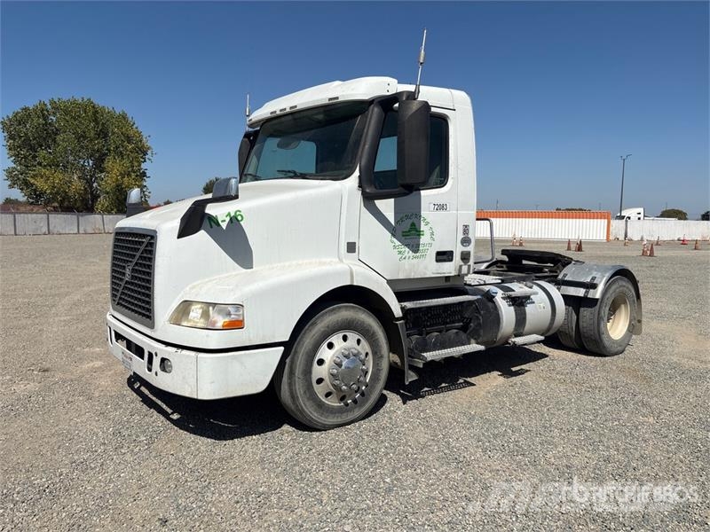 Volvo VNM Vlačilci