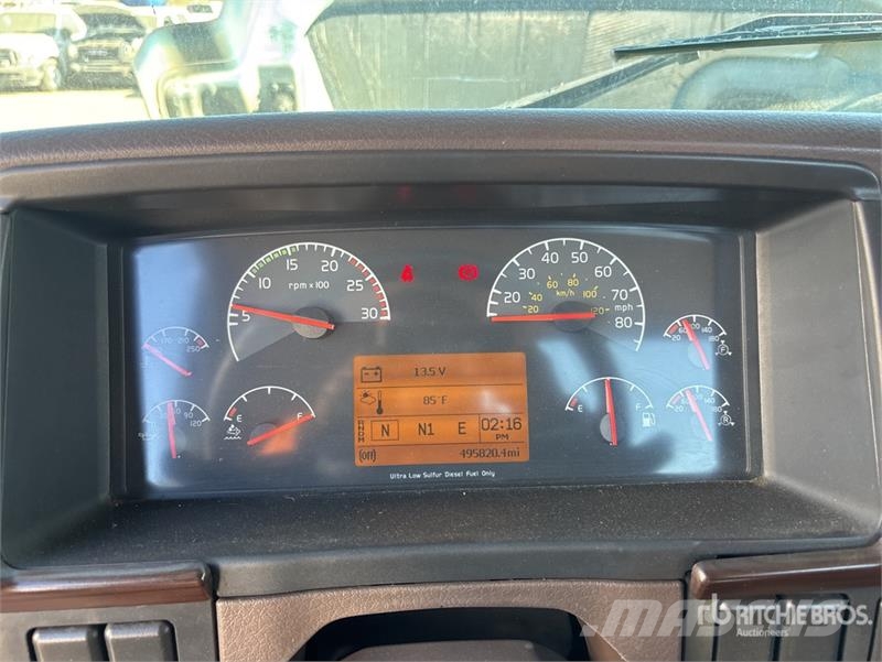 Volvo VNM Tahače