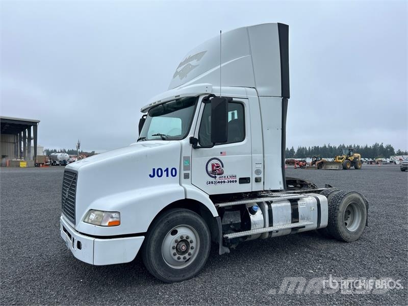 Volvo VNM Trekkers