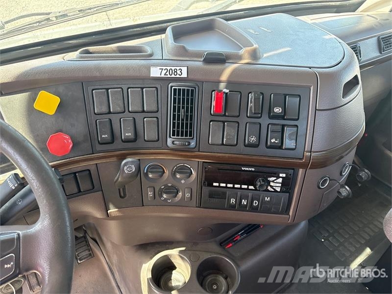 Volvo VNM Vlačilci