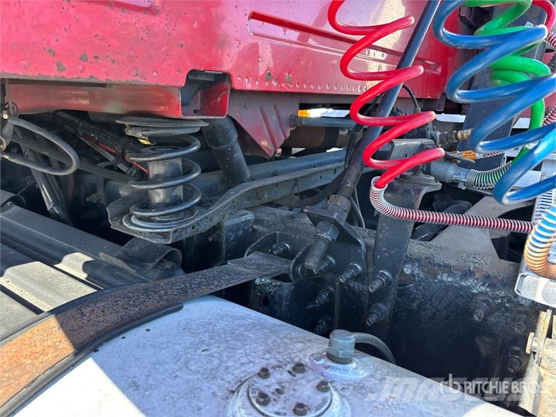 Volvo VNM وحدات الجر