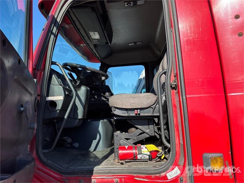 Volvo VNM وحدات الجر
