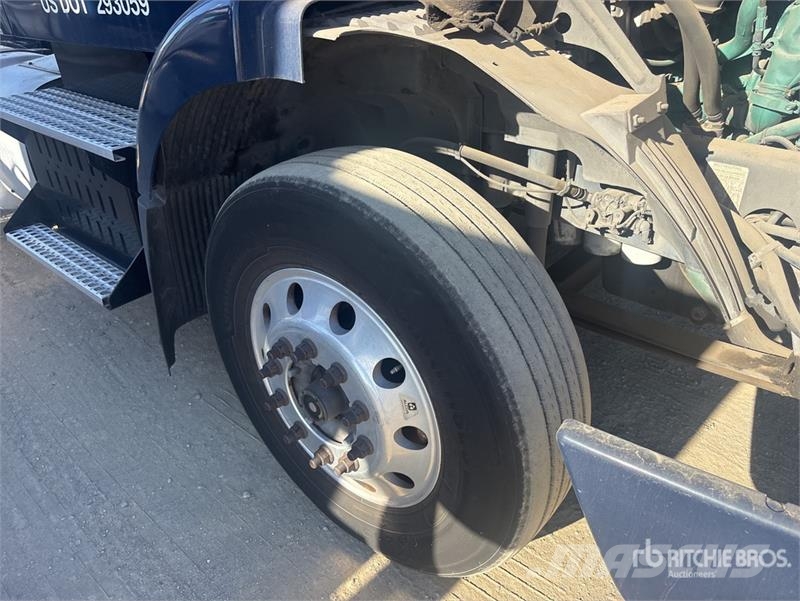 Volvo VNM Tahače