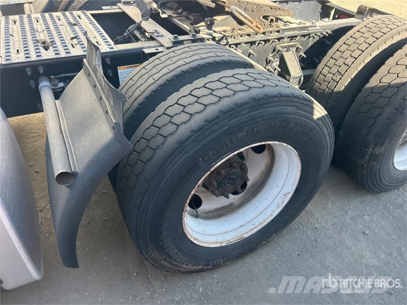 Volvo VNM Tahače