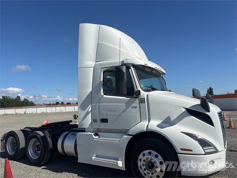 Volvo VNR64300 T/A Day Cab Truck Tractor Prime Movers