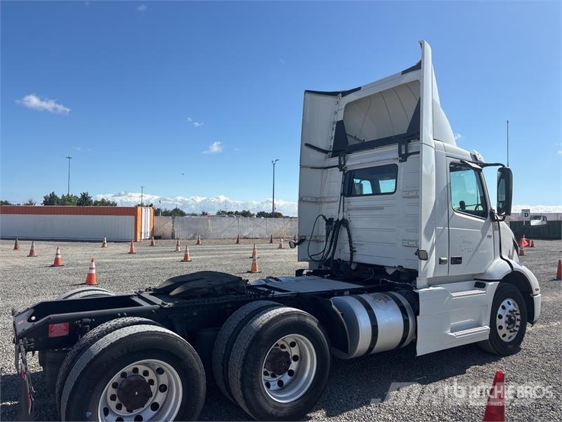 Volvo VNR64300 T/A Day Cab Truck Tractor Prime Movers