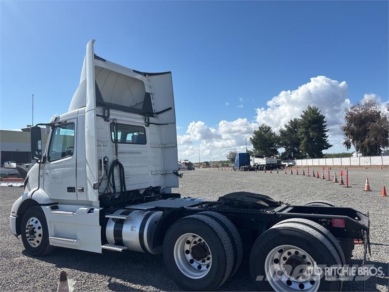 Volvo VNR64300 T/A Day Cab Truck Tractor Prime Movers