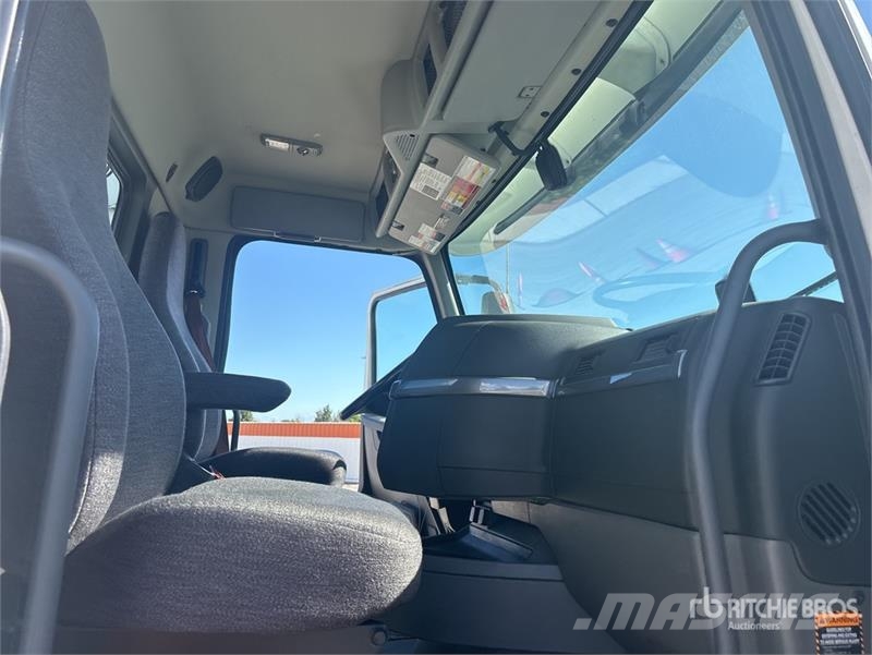 Volvo VNR64300 T/A Day Cab Truck Tractor Prime Movers