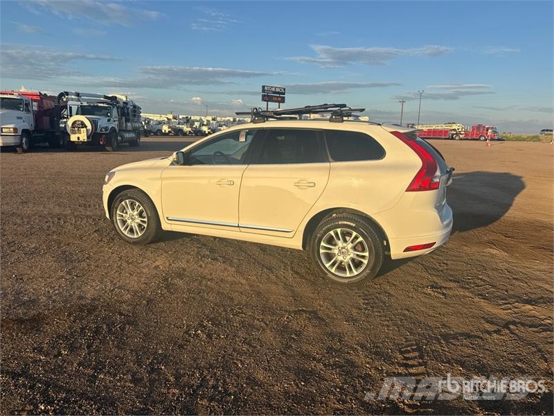Volvo XC60 Kistehergépjárművek