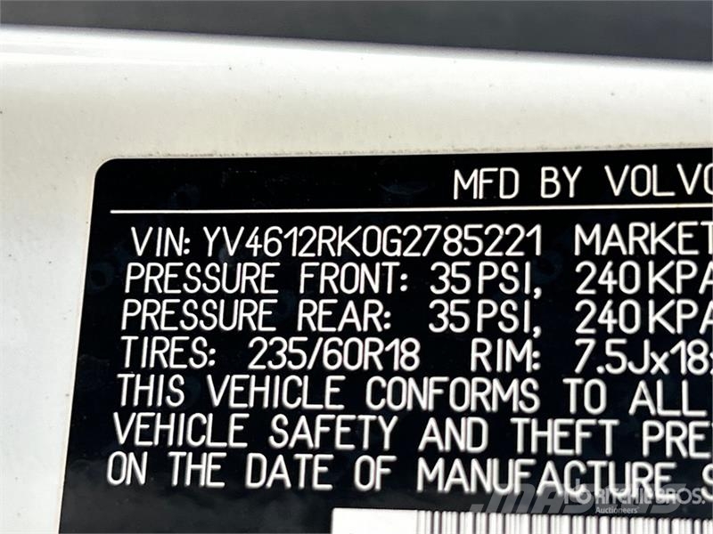 Volvo XC60 Kistehergépjárművek