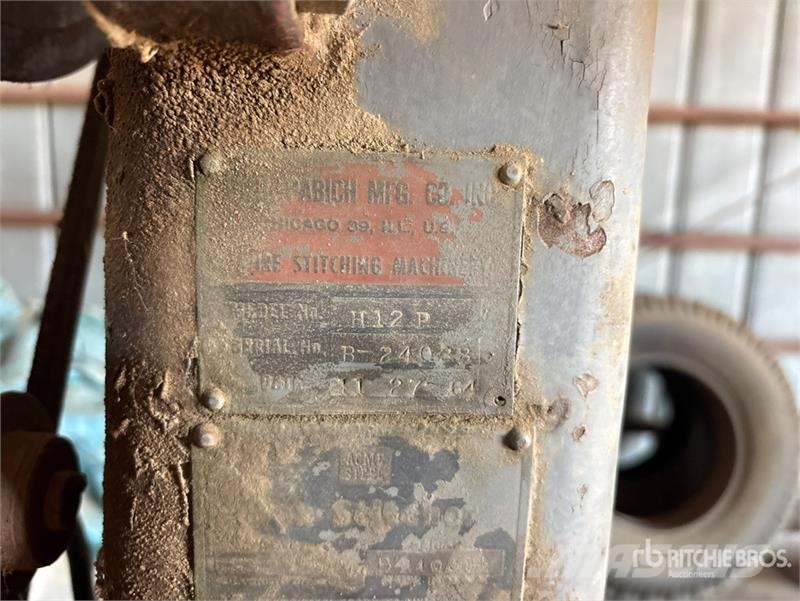 W.R. Pabich MFG H12P Wire Stitcher Bouw - Overige
