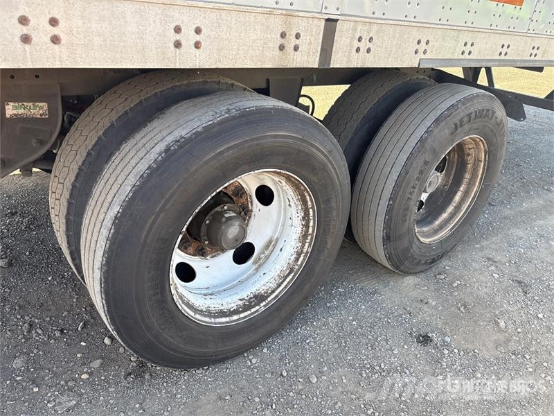 Wabash 53 ft x 102 in T/A Van Trailer Причепи-фургони