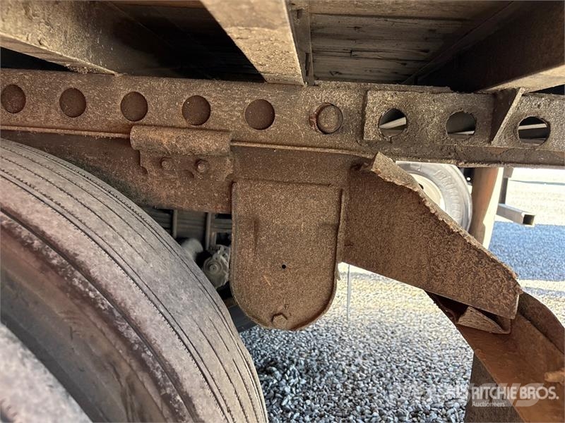 Wabash 53 ft x 102 in T/A Van Trailer Причепи-фургони