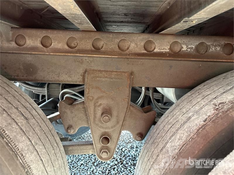 Wabash 53 ft x 102 in T/A Van Trailer Причепи-фургони