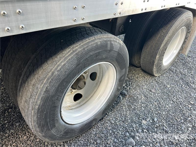 Wabash 53 ft x 102 in T/A Refrigerated Trailer Semi-remorci cu temperatura controlata