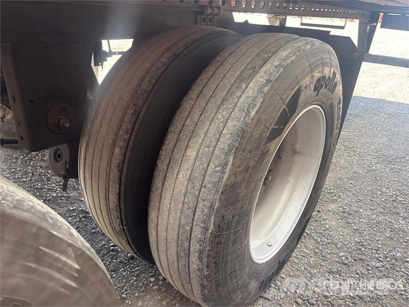Wabash 53 ft x 102 in T/A Refrigerated Trailer Külmikpoolhaagised