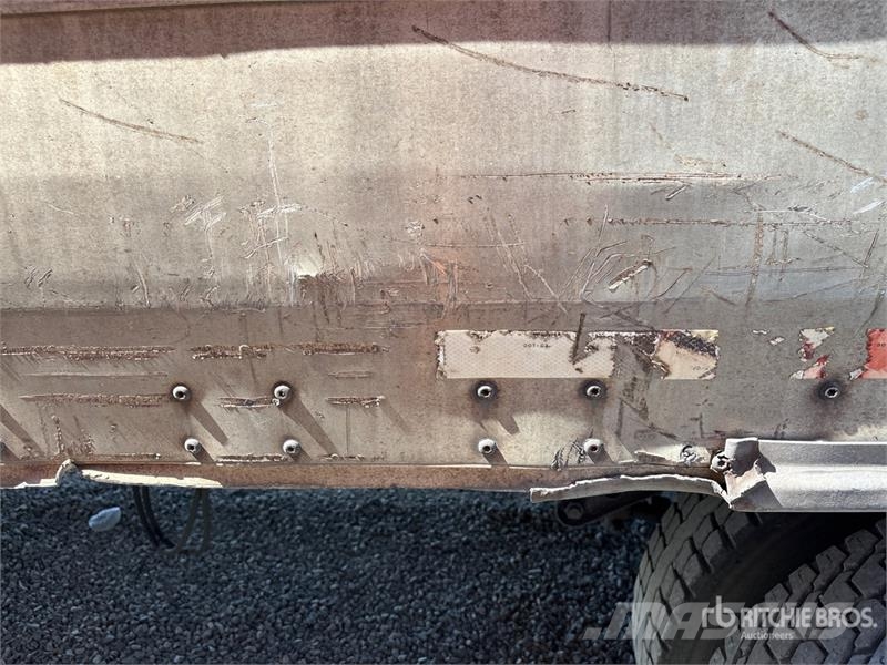 Wabash 53 ft x 102 in T/A Van Trailer Причепи-фургони