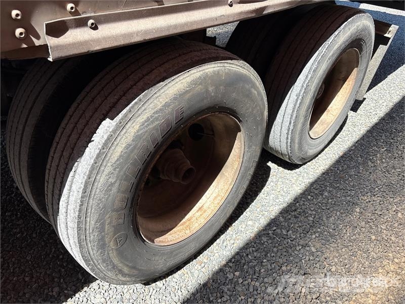 Wabash 53 ft x 102 in T/A Van Trailer Причепи-фургони