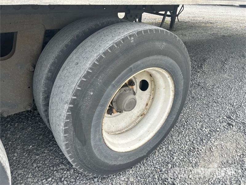 Wabash 53 ft x 102 in T/A Van Trailer Dengtos priekabos