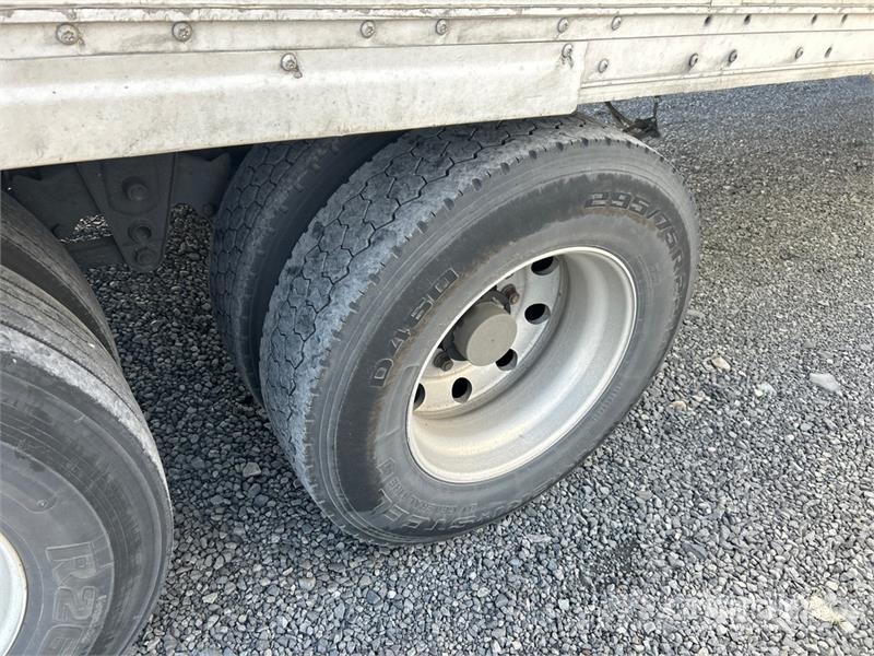 Wabash 53 ft x 102 in T/A Van Trailer Reboques baú