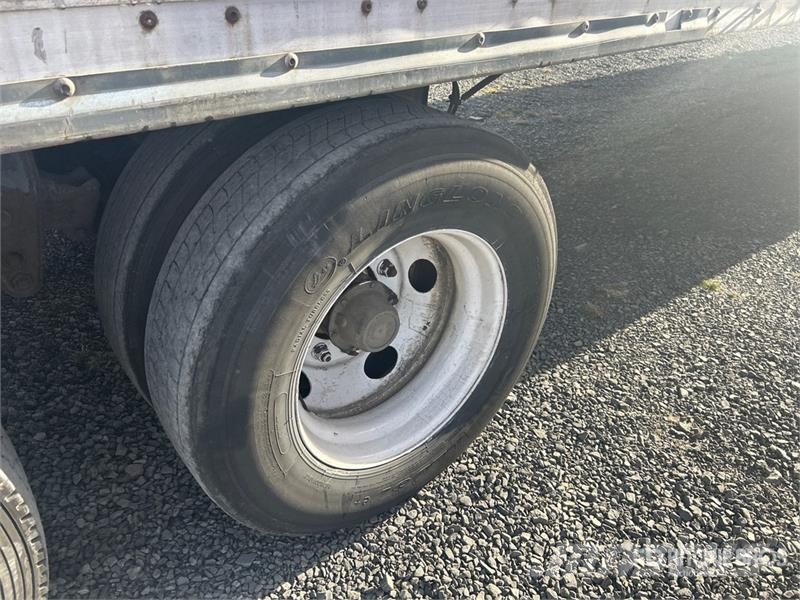 Wabash 53 ft x 102 in T/A Van Trailer Furgons