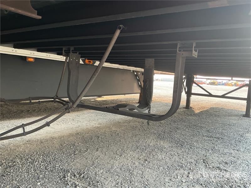Wabash DVCVHPC 53 ft x 102 in T/A Van Trailer Van Body Trailers