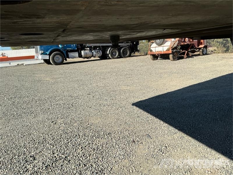 Wabash DVCVHPC 53 ft x 102 in T/A Van Trailer Furgoonhaagised