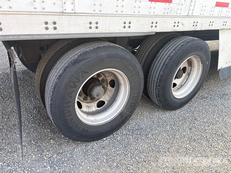 Wabash DVCVHPC 53 ft x 102 in T/A Van Trailer 厢式拖车