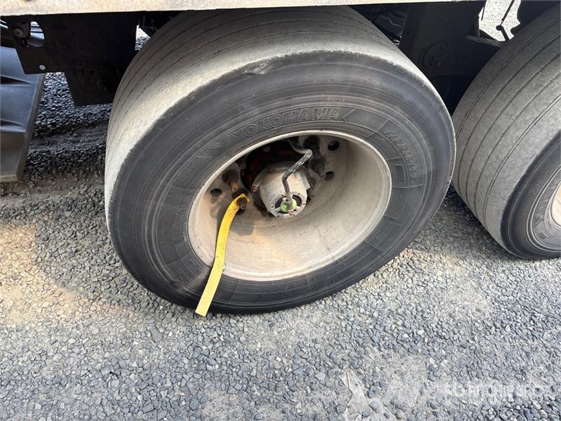 Wabash DVCVHPC 53 ft x 102 in T/A Van Trailer Van Body Trailers