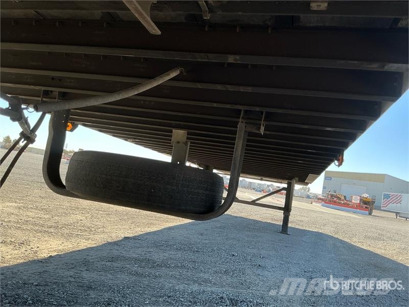 Wabash DVCVHPC 53 ft x 102 in T/A Van Trailer Furgoonhaagised