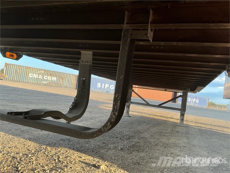 Wabash DVCVHPC 53 ft x 102 in T/A Van Trailer Dengtos priekabos