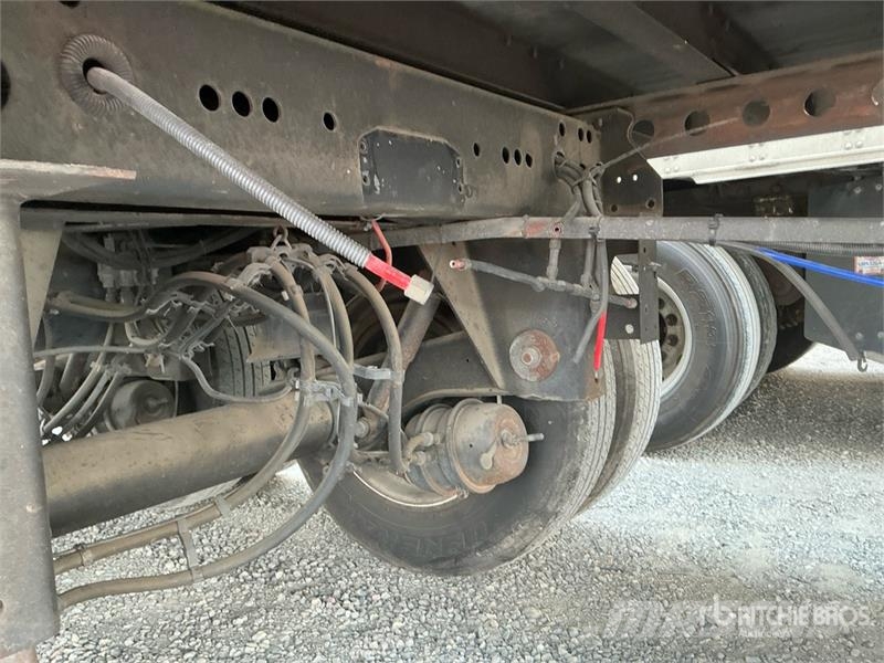 Wabash DVCVHPC 53 ft x 102 in T/A Van Trailer Van Body Trailers