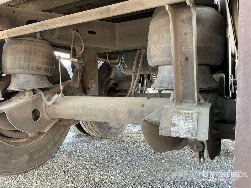 Wabash DVCVHPC 53 ft x 96 in T/A Van Trailer Причепи-фургони