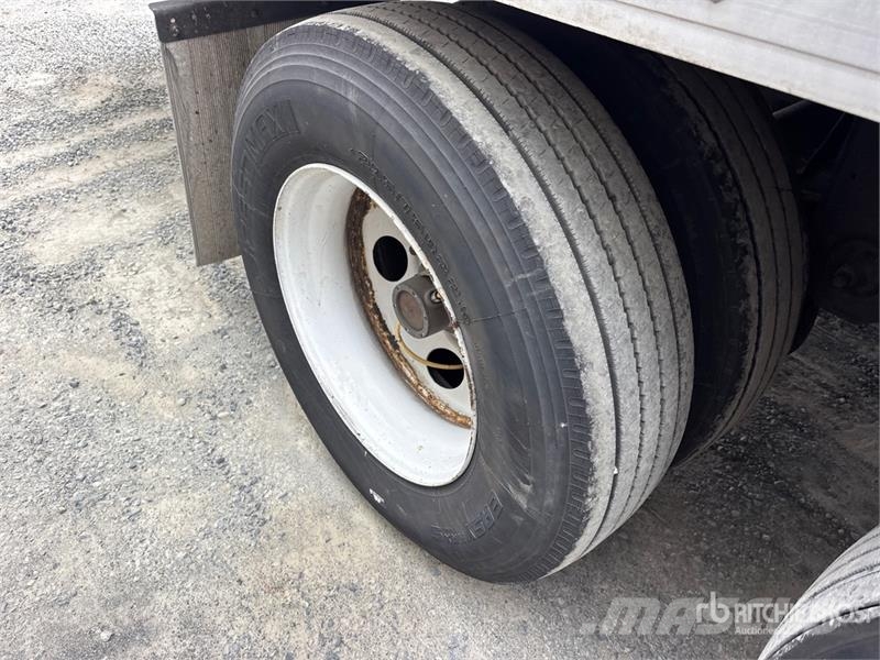Wabash DVHDHPC 53 ft x 102 in T/A Van Trailer Van Body Trailers