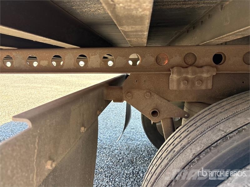 Wabash DVHDHPC 53 ft x 102 in T/A Van Trailer Box Trailers