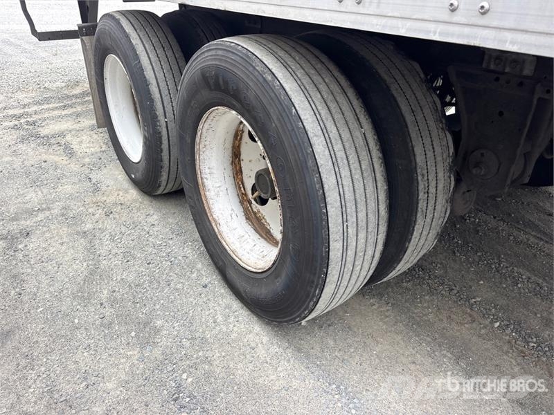 Wabash DVHDHPC 53 ft x 102 in T/A Van Trailer Van Body Trailers
