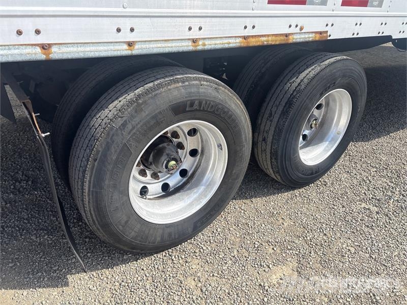 Wabash RFALHSA 53 ft x 102 in T/A Refrigerated Trailer 控溫式半拖車
