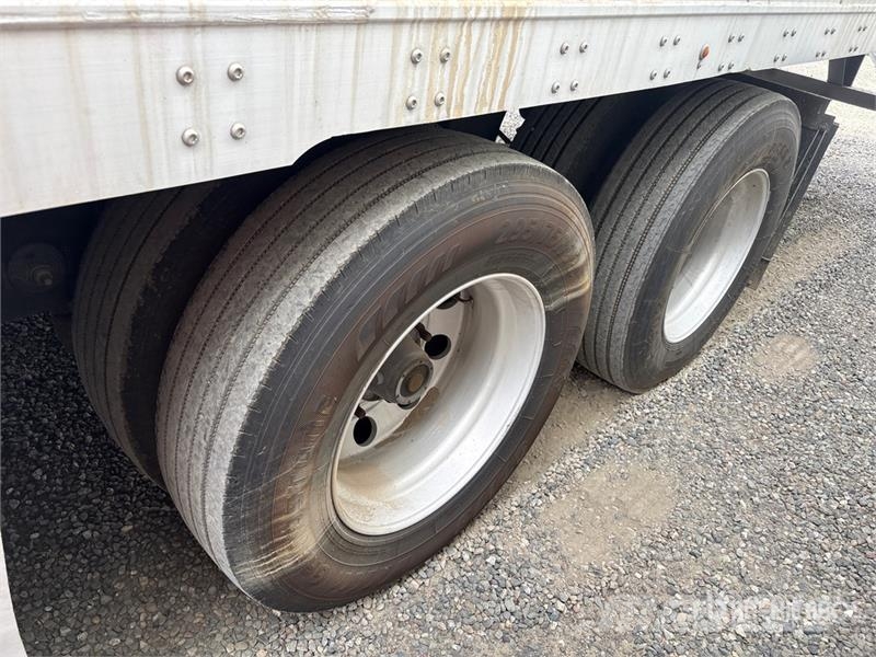 Wabash RFALHSA 53 ft x 102 in T/A Refrigerated Trailer Temperature controlled semi-trailers