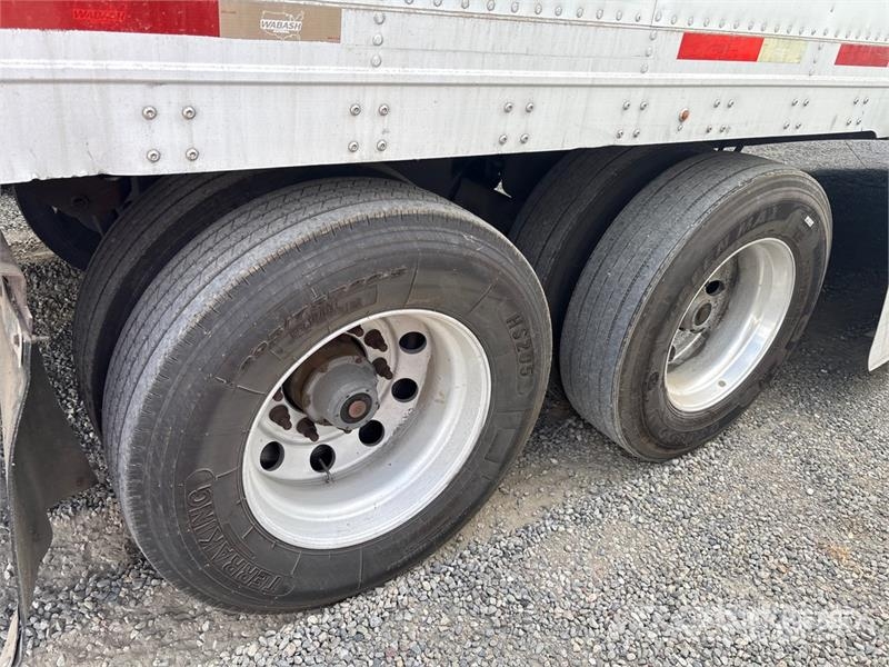 Wabash RFALHSA 53 ft x 102 in T/A Refrigerated Trailer Temperature controlled semi-trailers
