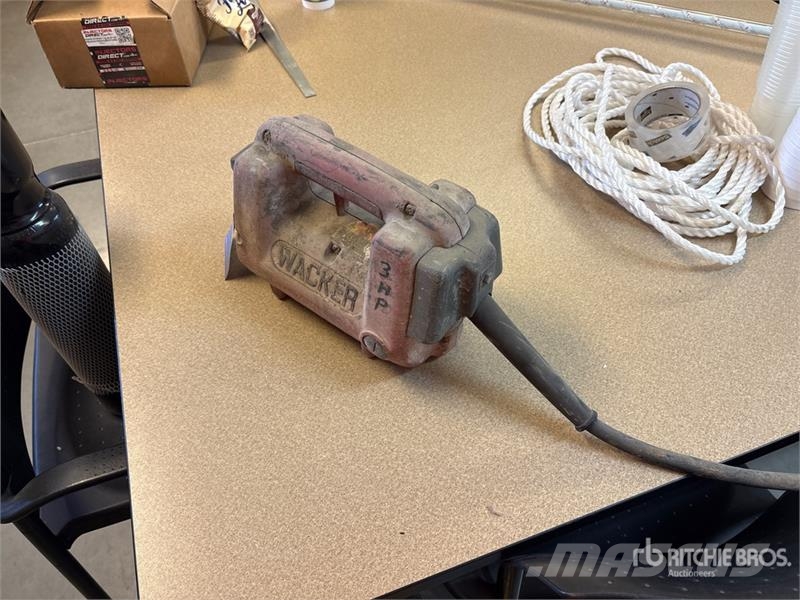 Wacker Concrete Vibrator Trilmachines