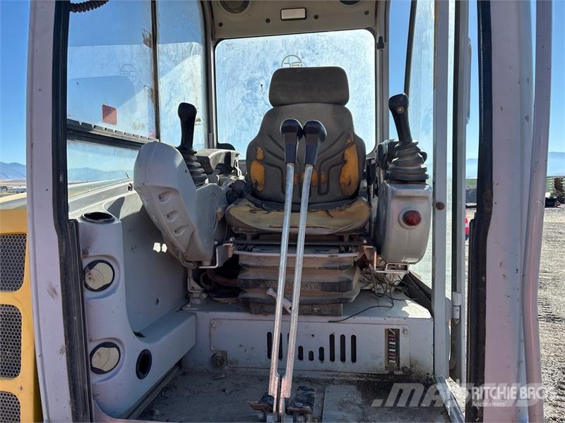 Wacker Neuson 38Z3 小型挖掘机