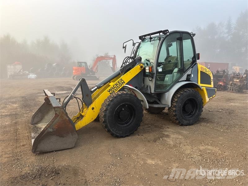 Wacker Neuson 850 Wheel Loader Фронтальні навантажувачі