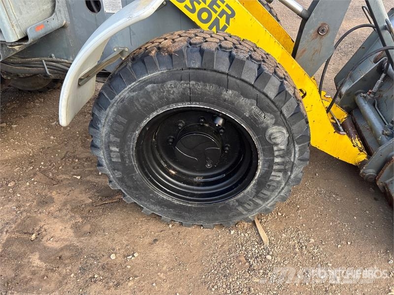Wacker Neuson 850 Wheel Loader Фронтальні навантажувачі
