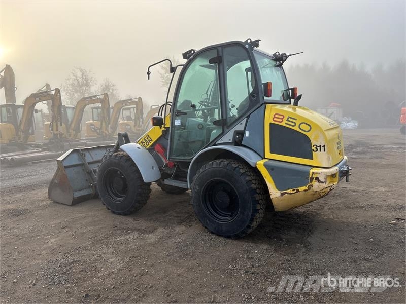 Wacker Neuson 850 Wheel Loader Фронтальні навантажувачі