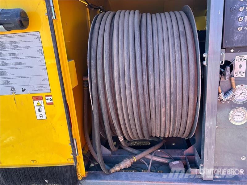 Wacker Neuson E1250 140000 BTU Ground Heater Fűtő és Hűtő felszerelések