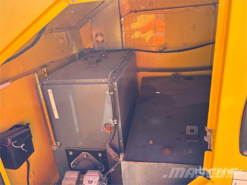 Wacker Neuson E1250 140000 BTU Ground Heater Fűtő és Hűtő felszerelések