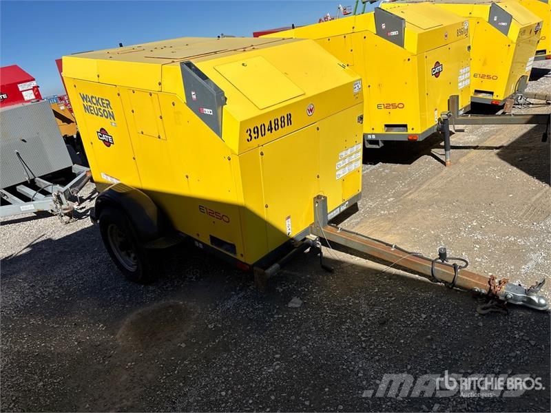 Wacker Neuson E1250 140000 BTU Ground Heater Fűtő és Hűtő felszerelések