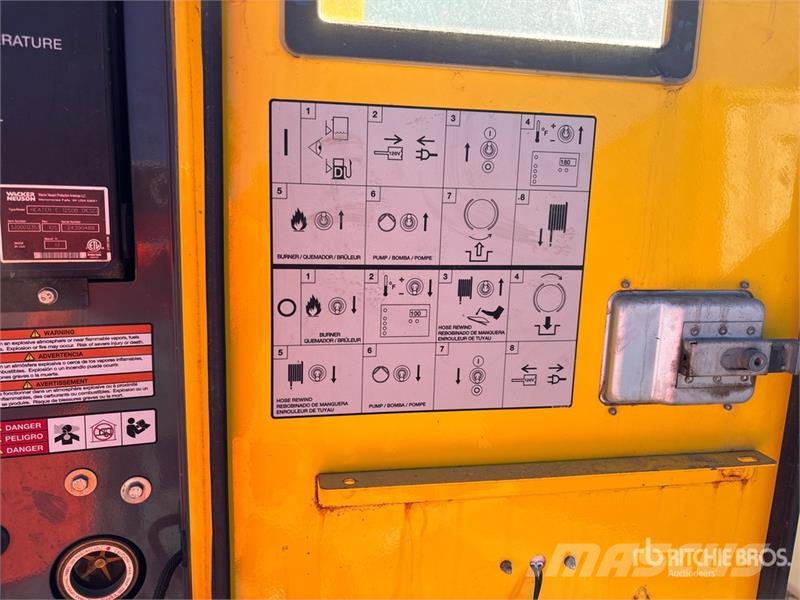 Wacker Neuson E1250 140000 BTU Ground Heater Fűtő és Hűtő felszerelések