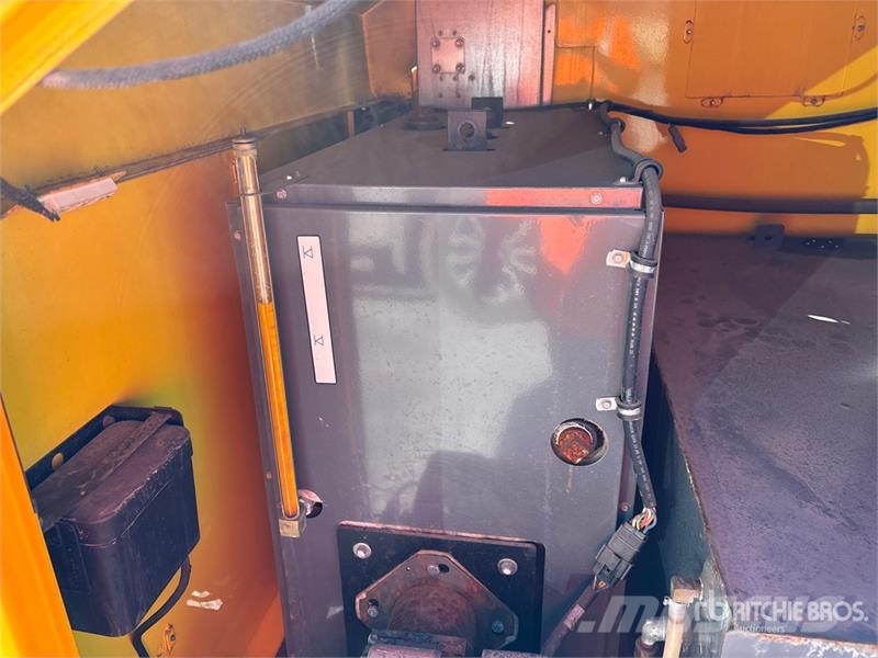 Wacker Neuson E1250B 140000 BTU Ground Heater Equipos de fundido