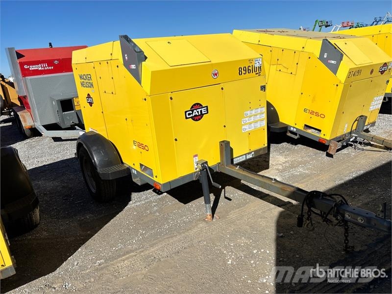 Wacker Neuson E1250B 140000 BTU Ground Heater Fűtő és Hűtő felszerelések